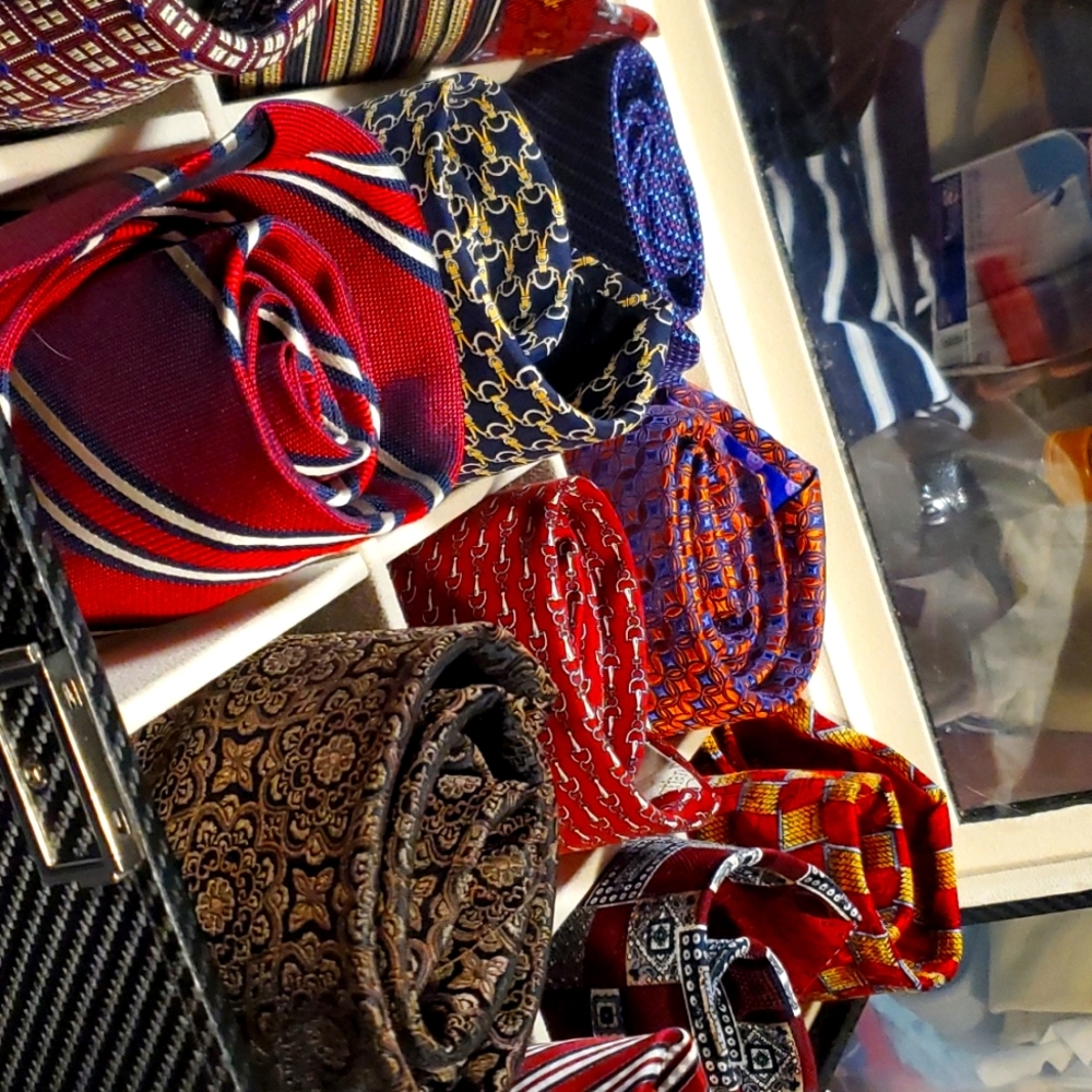 Lot of 12 luxury ties NWT and toy box seen in the photos